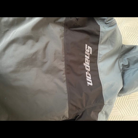 COPY - Men’s all-season snap-on jacket medium size - Picture 3 of 4
